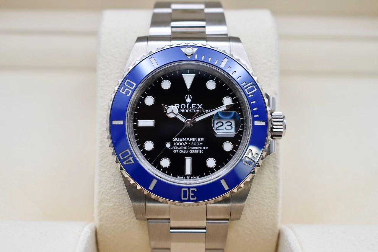 Rolex Submariner 18ct White Gold Blueberry Watch 126619LB | 2022 Box & Papers