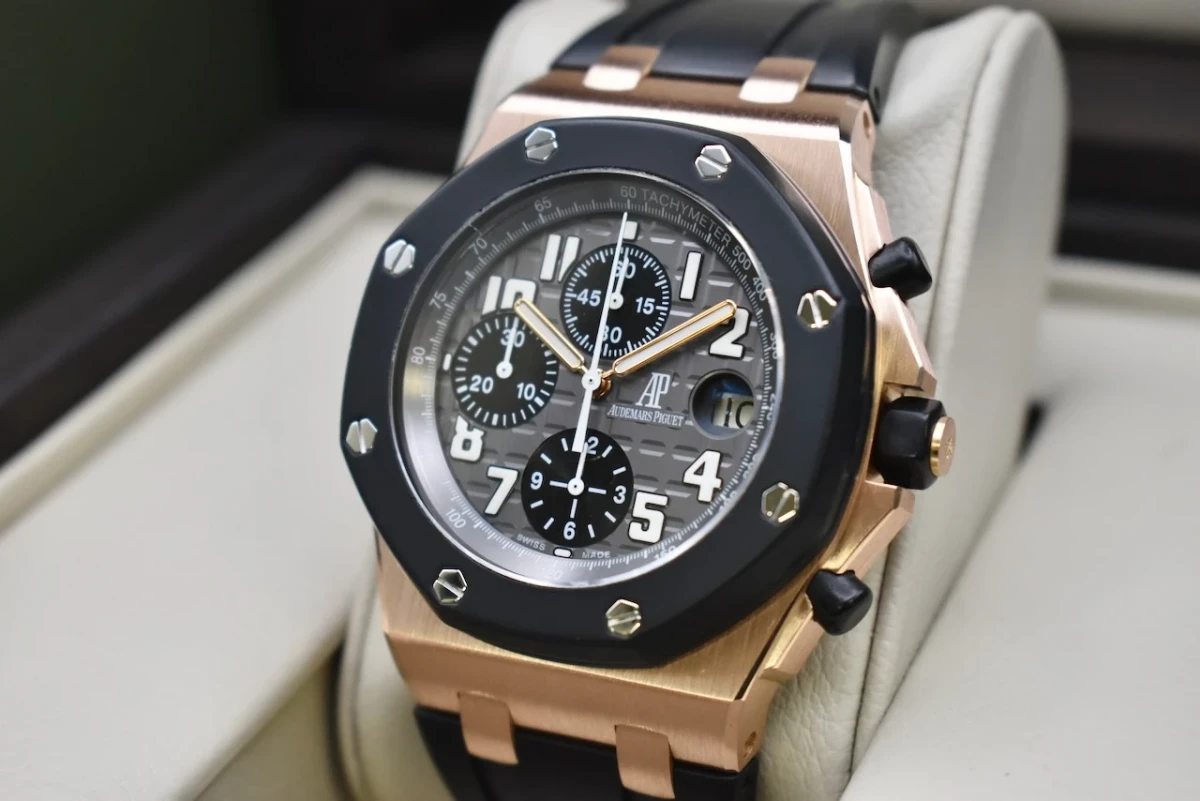 Royal Oak Offshore Rose Rubber Clad | 25940OK.OO.D002CA.01.