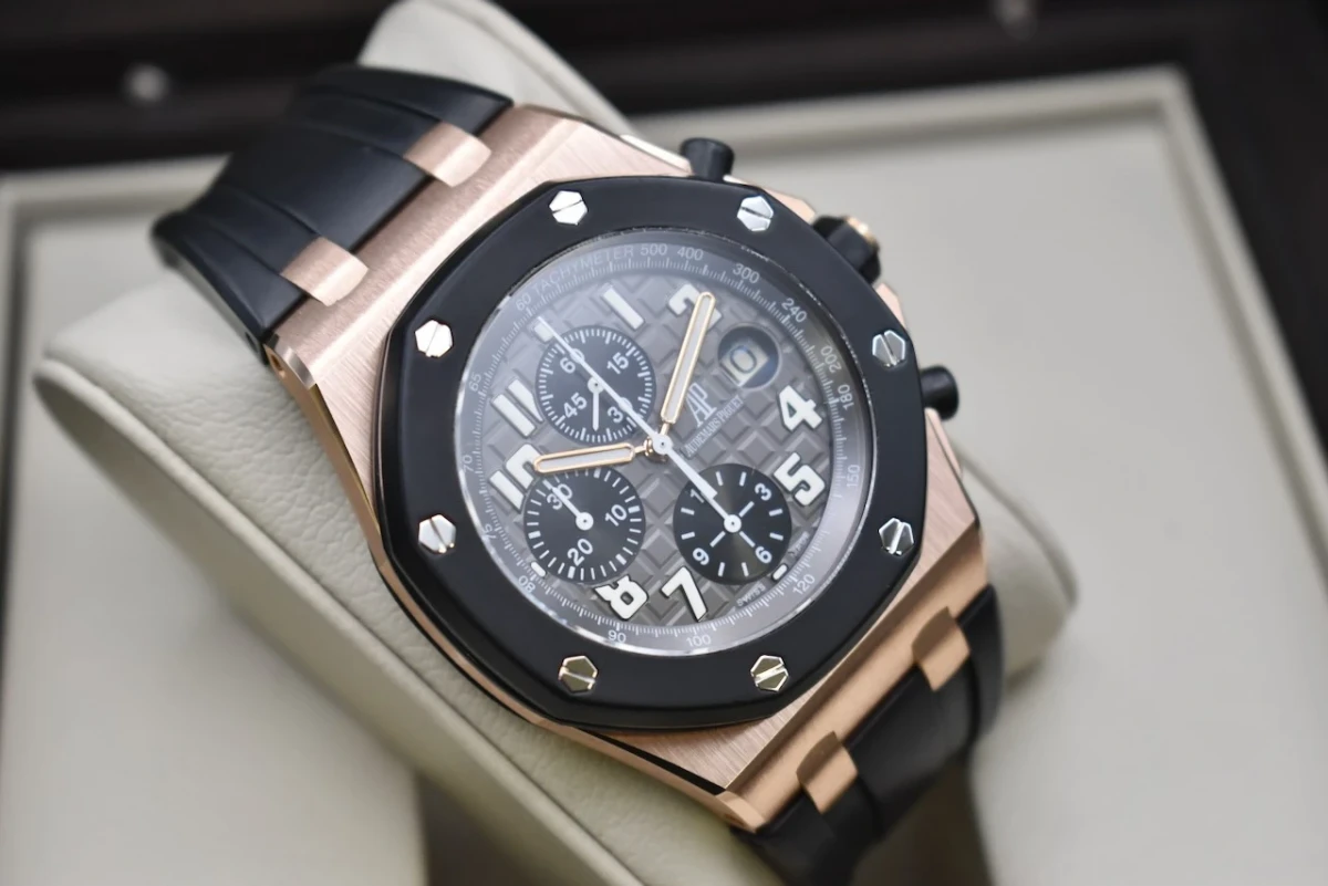 Royal Oak Offshore Rose Rubber Clad | 25940OK.OO.D002CA.01.