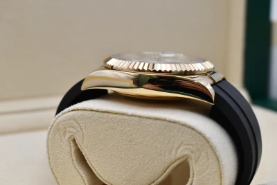 Rolex Skydweller Oysterflex 18K Gold 336238 | 2025 Box & Papers