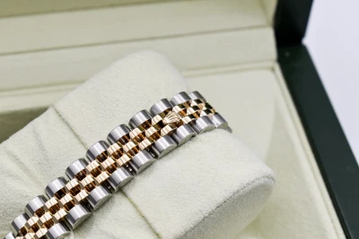 Rolex Lady Datejust Steel & 18ct Gold Champagne Dial 26mm Watch 179173 | B&P
