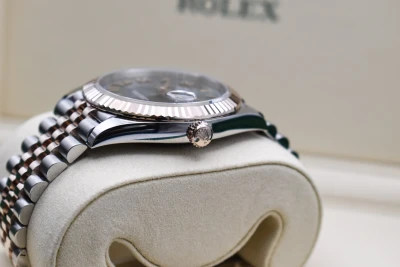Rolex Datejust 41 18k Rose Gold & Steel Green Roman Watch 126331 | 2026 Unworn