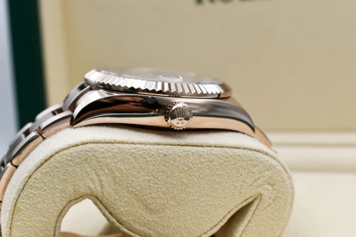 Rolex Skydweller 18ct Everose Gold Ivory Dial Watch 326935 | B&P