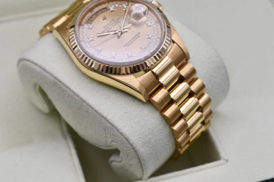 Rolex Day Date 36 Vintage Diamond String Dial 18k Gold 18238 | 1989 Box & Papers