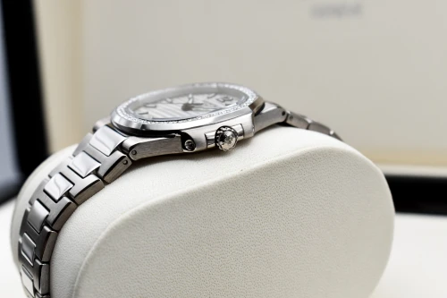 Patek Philippe Ladies Nautilus White Gold Diamond Watch 7010/1G-011 | B&P
