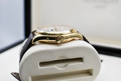 Patek Philippe Annual Calendar 39mm 18ct Yellow Gold 5146J Watch | B&P