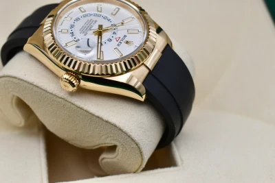 Rolex Skydweller Oysterflex 18K Gold 336238 | 2025 Box & Papers