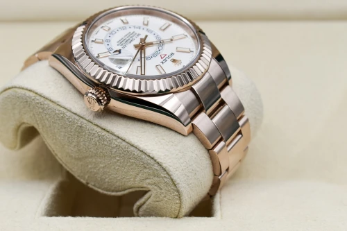 Rolex Skydweller 18ct Everose Gold Ivory Dial Watch 326935 | B&P