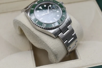 Rolex Submariner Hulk Stainless Steel Watch 116610LV | 2018 B&P