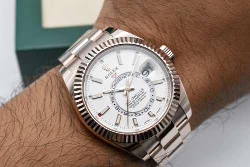 Rolex Skydweller 18ct Everose Gold Ivory Dial Watch 326935 | B&P