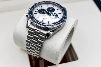 Omega Speedmaster Snoopy Edition Chronograph 310.32.42.50.02.001 | 2025 B&P