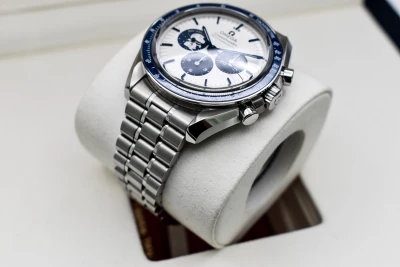 Omega Speedmaster Snoopy Edition Chronograph 310.32.42.50.02.001 | 2025 B&P