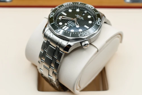 Omega Seamaster Stainless Steel Seaweed Green Watch 210.30.42.20.10.001 | 2026 B&P