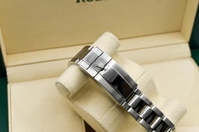 Rolex Yachtmaster ll Stainless Steel 42mm Watch 116680 | Box & Papers