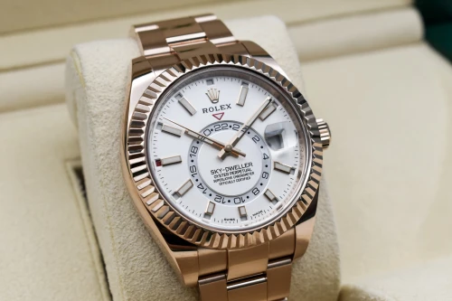 Rolex Skydweller 18ct Everose Gold Ivory Dial Watch 326935 | B&P
