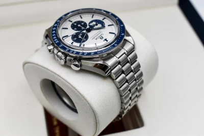 Omega Speedmaster Snoopy Edition Chronograph 310.32.42.50.02.001 | 2025 B&P