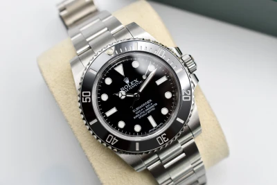 Rolex Submariner Stainless Steel Black Dial Watch 114060 | 2017 Box & Papers