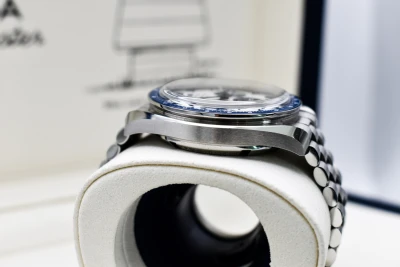 Omega Speedmaster Snoopy Edition Chronograph 310.32.42.50.02.001 | 2025 B&P