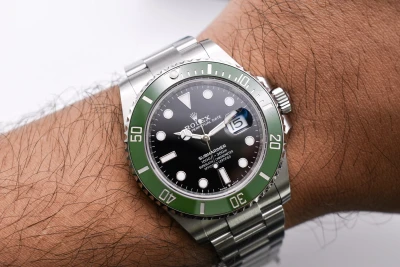 Rolex Submariner Stainless Steel Starbucks 41mm Watch 126610LV | 2026 Unworn
