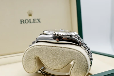 Rolex Skydweller Stainless Steel Green Dial 42mm Watch 336934 | 2025 Unworn