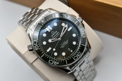 Omega Seamaster Stainless Steel Seaweed Green Watch 210.30.42.20.10.001 | 2026 B&P