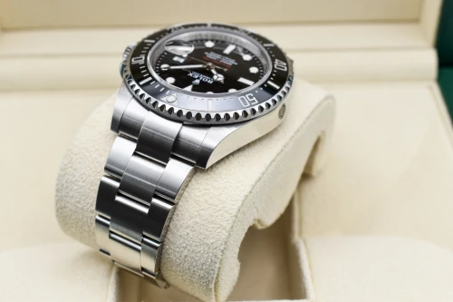Rolex Seadweller 43 Stainlesss Steel Black Dial Big Red Watch 126600 | B&P