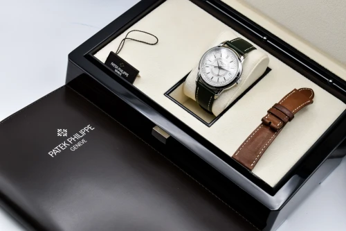 Patek Philippe Weekly Calendar Stainless Steel Watch 5212A-001 | 2025 B&P