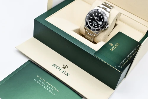 Rolex Submariner Date Stainless Steel 126610LN | 2021 Box & Papers