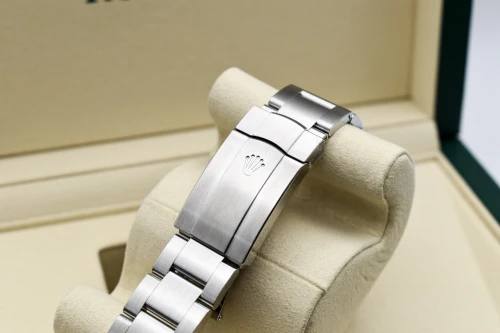 Rolex Oyster Perpetual Stainless Steel Jubilee-Motif Dial Watch 134300 | 2026 B&P