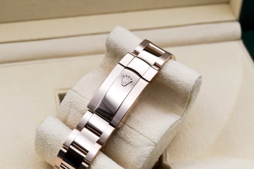 Rolex Skydweller 18ct Everose Gold Ivory Dial Watch 326935 | B&P