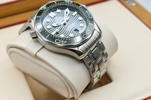 Omega Seamaster Stainless Steel Seaweed Green Watch 210.30.42.20.10.001 | 2026 B&P