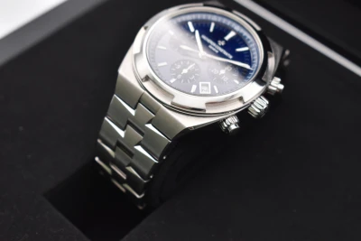 Vacheron Constanton Overseas Chronograph Stainless Steel 5500V | 2019 B&P