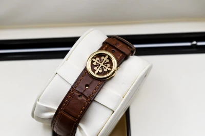 Patek Philippe 18ct Yellow Gold World Time Watch 5130J | Box & Papers