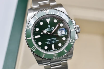 Rolex Submariner Hulk Stainless Steel Watch 116610LV | 2018 B&P