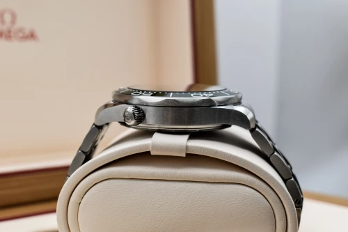 Omega Seamaster Stainless Steel Seaweed Green Watch 210.30.42.20.10.001 | 2026 B&P