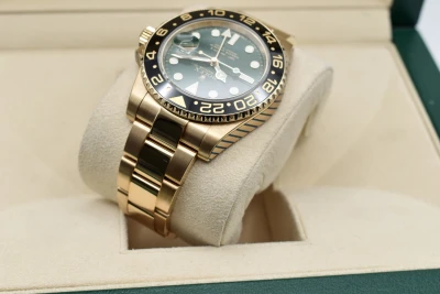 Rolex GMT Master ll 18ct Yellow Gold Green Dial 40mm Watch 116718LN