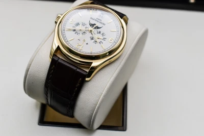 Patek Philippe Annual Calendar 39mm 18ct Yellow Gold 5146J Watch | B&P