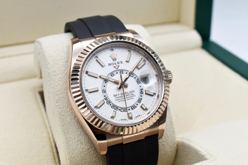 Rolex Skydweller 18ct Rose Gold Oysterflex Watch 326135 | 2021 B&P